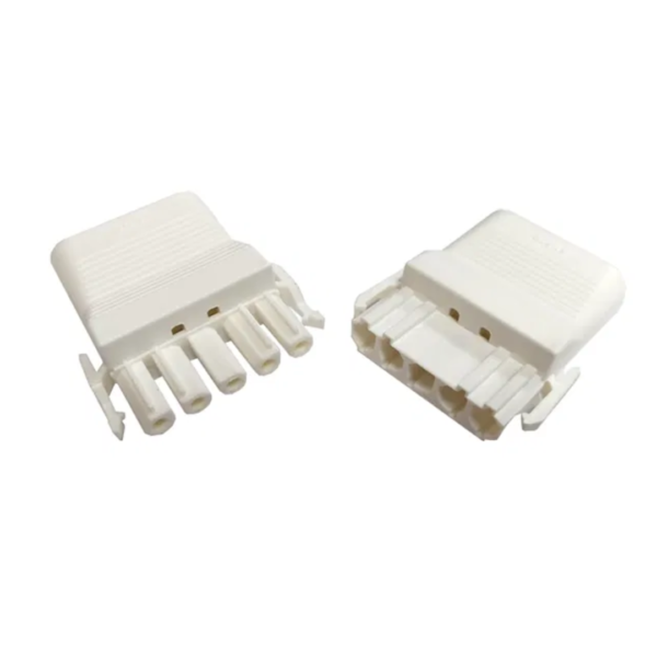 Regin Electrical Connector With Strain Relief - 5 Way